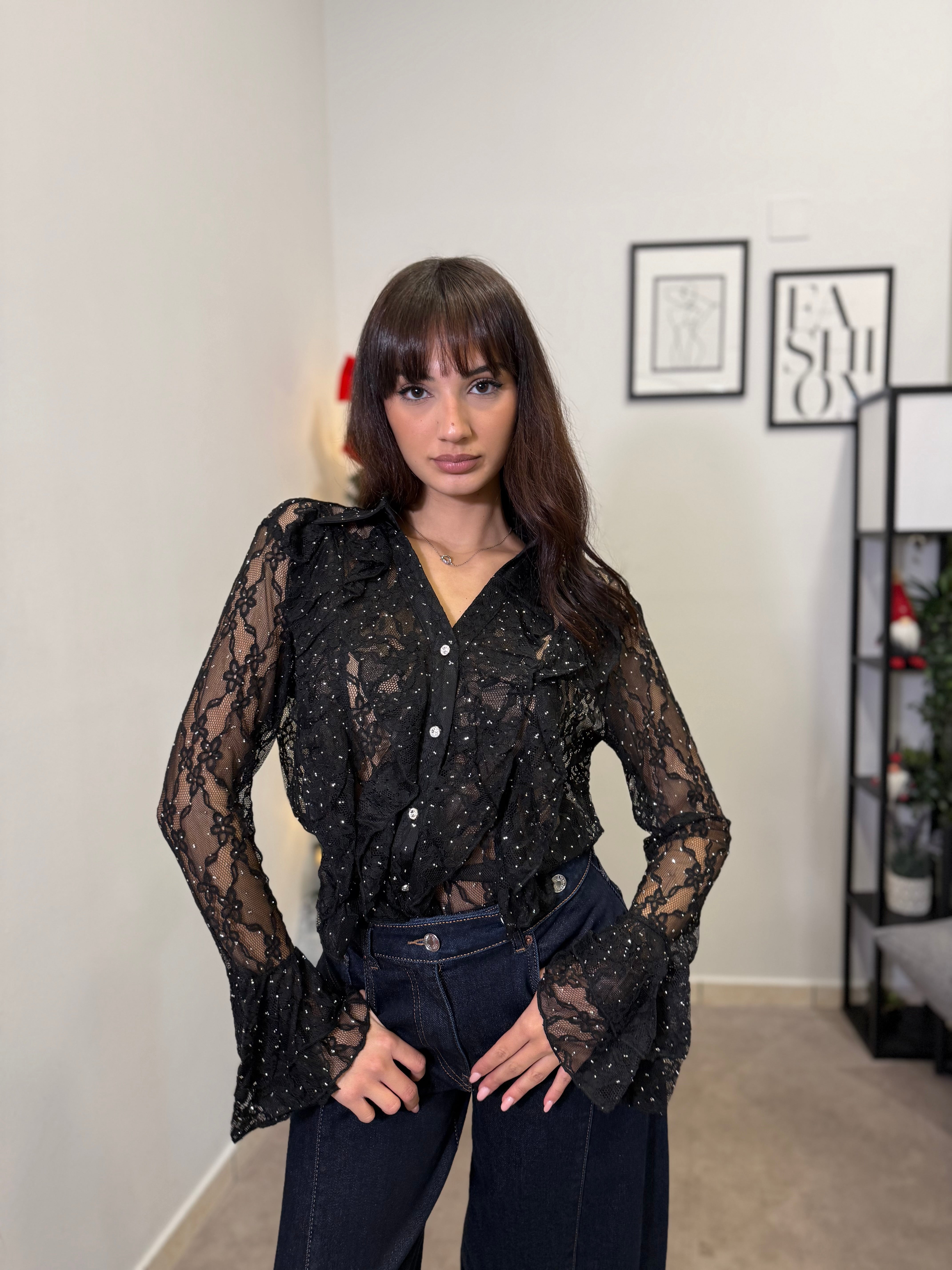 Camicia in pizzo con strass 212