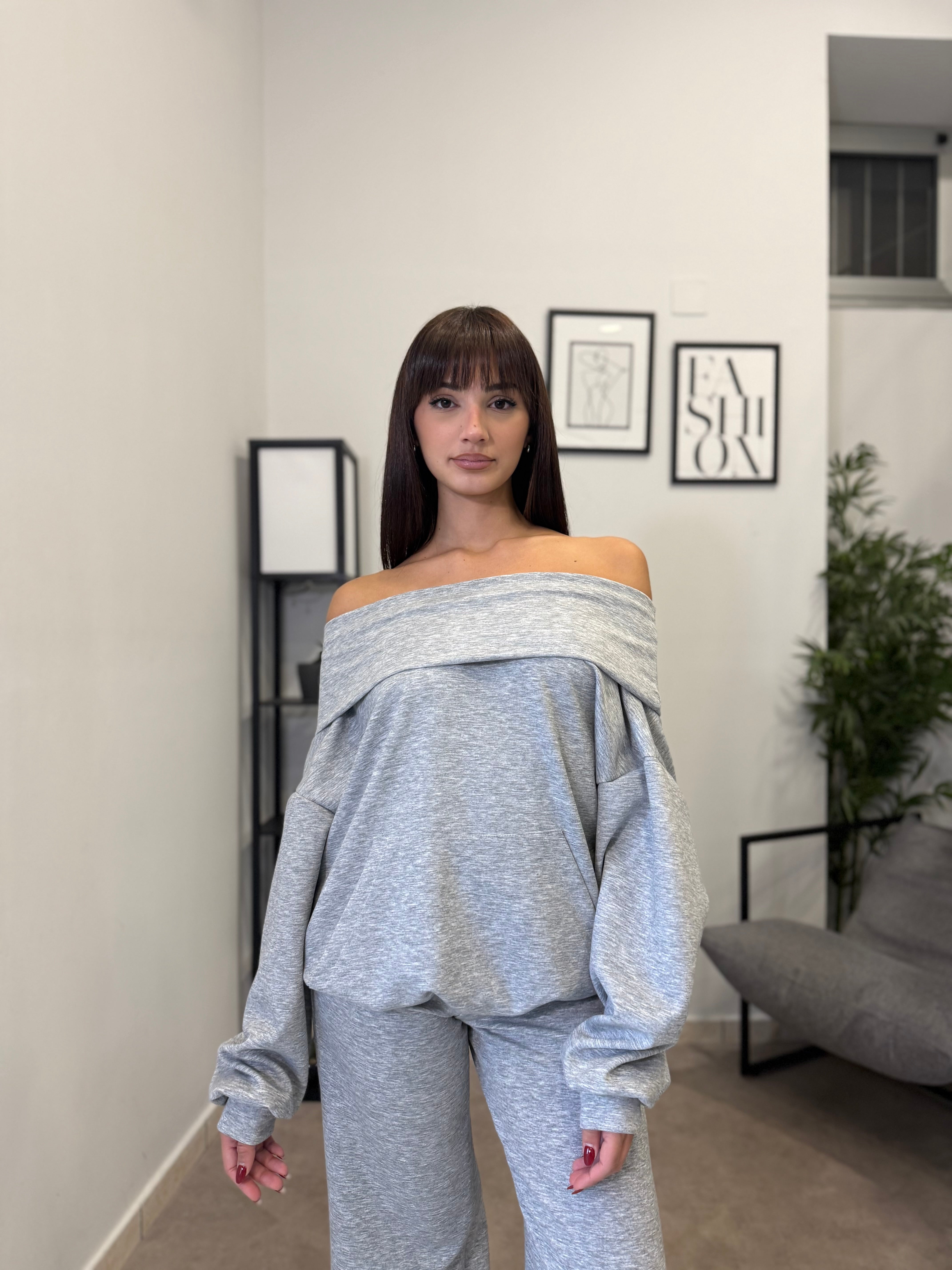 Felpa con scollo a barca 9703