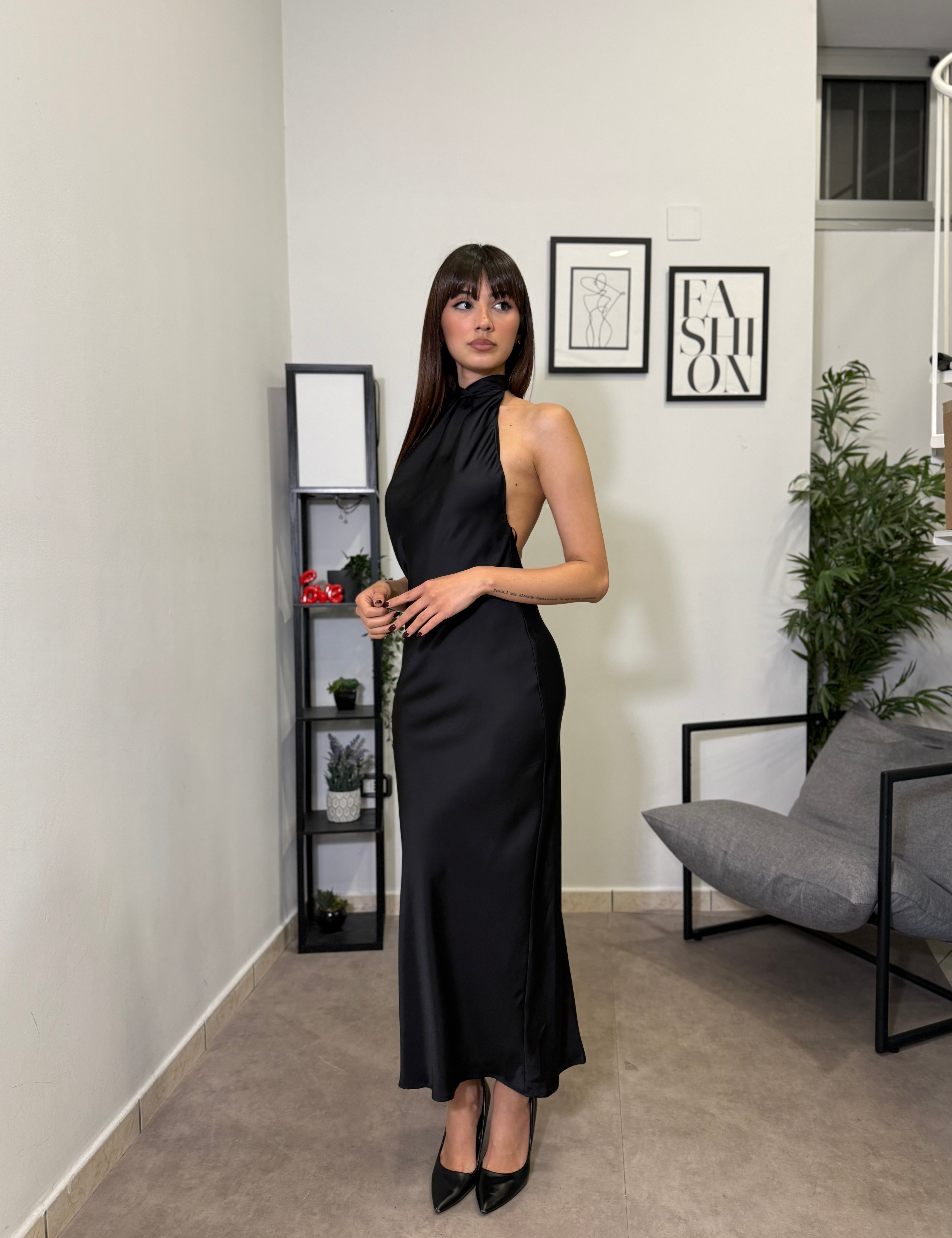 Abito Elegance in Raso 929