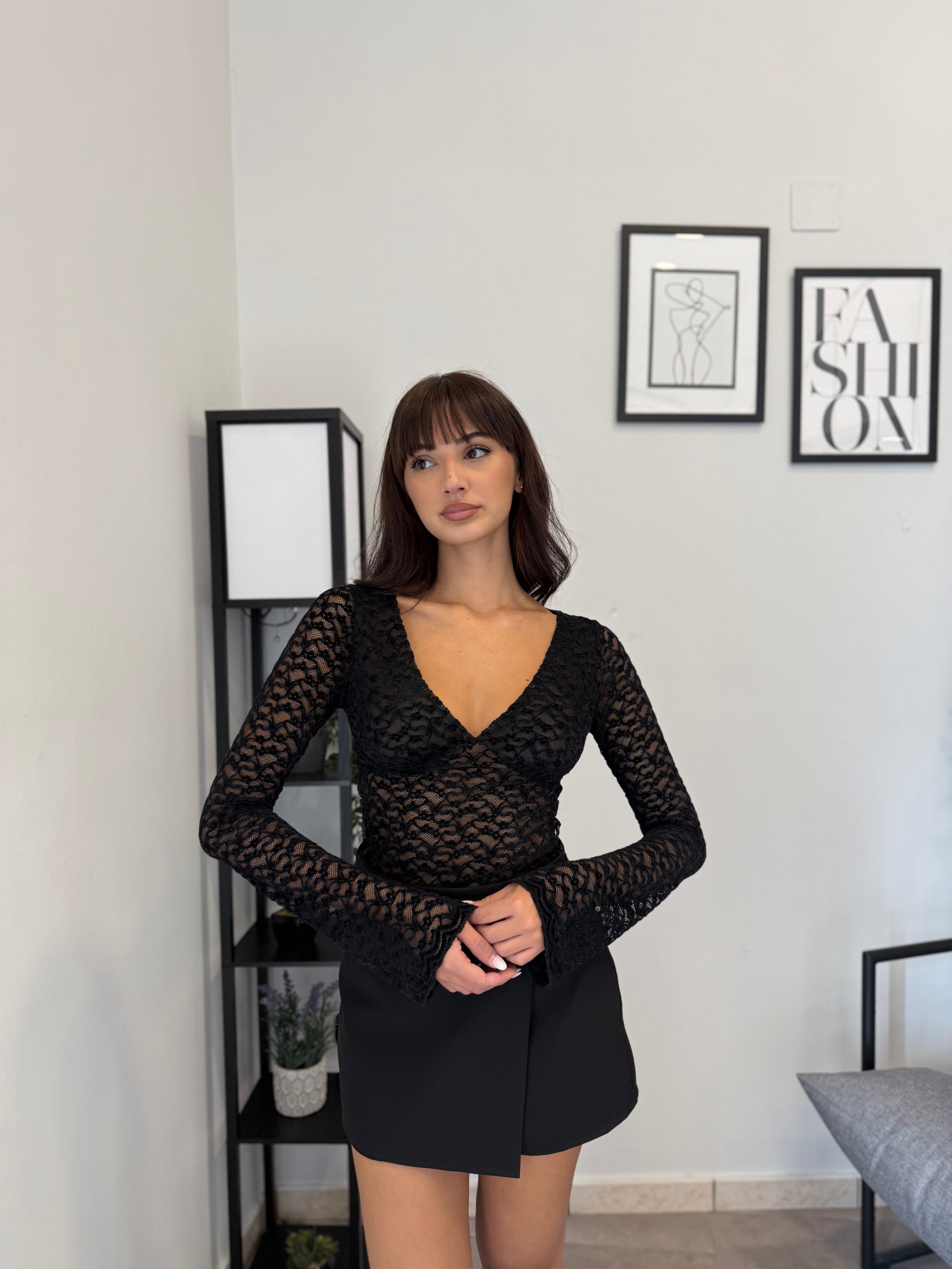 Maglia con ricami 14201