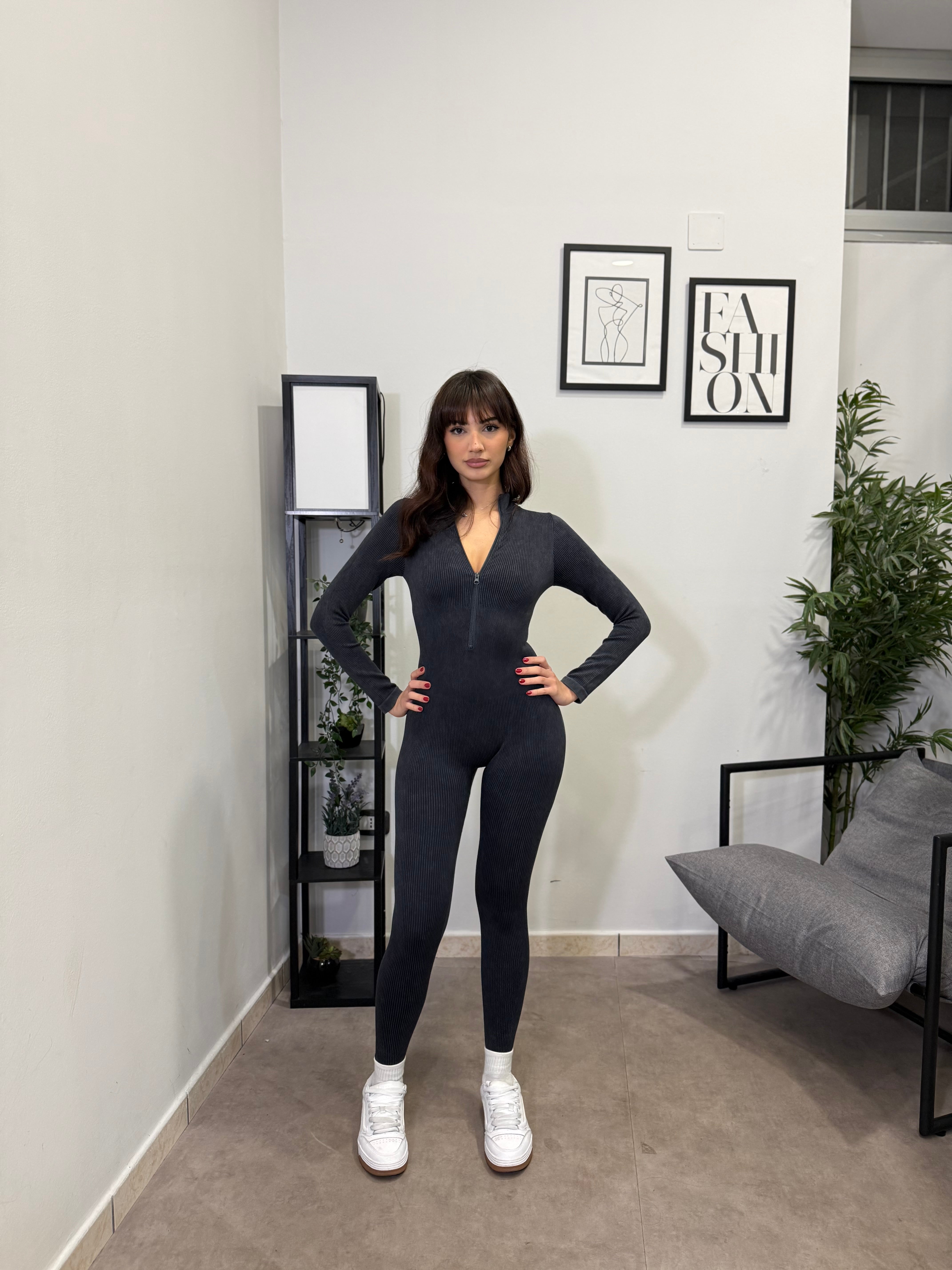 Tuta intera contenitiva 1705